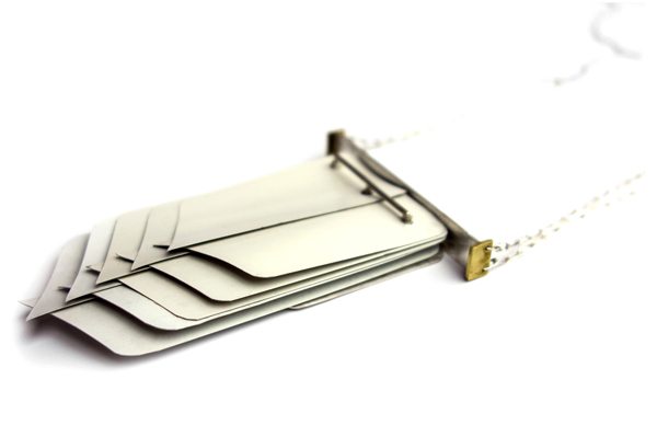 Courtney Kemp, Spilled Light, 2014, necklace, aluminum blinds, sterling silver, brass, 889 x 63.5 x 25.4 mm, photo: Mako Miyamoto