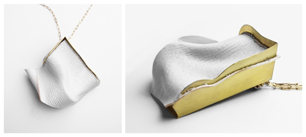 Courtney Kemp, White Curves, 2014, necklace, vinyl siding, brass, 14-karat gold-filled chain, spray-paint, 990.6 x 101.6 x 76.2 mm, photo: Mako Miyamoto