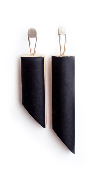 Courtney Kemp, Slip-Proof, 2014, earrings, bathroom tile, silver, paint, 63.5 x 12.7 x 12.7 mm, photo: Mako Miyamoto