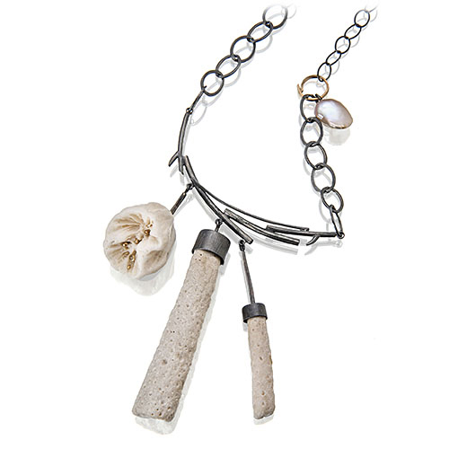 Sydney Lynch, Untitled, 2014, necklace, coral, oxidized sterling silver, 18-karat gold, pearl, 596.9 mm chain, 376.2 mm wide, longest coral 63.5 mm, photo: artist Sydney Lynch