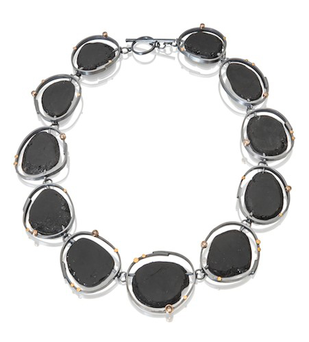 Sydney Lynch, Shadow Collar, 2014, black tourmaline slices, champagne diamonds, 18-karat gold, oxidized silver, 444.5 x 44.5 mm, photo: artist Sydney Lynch