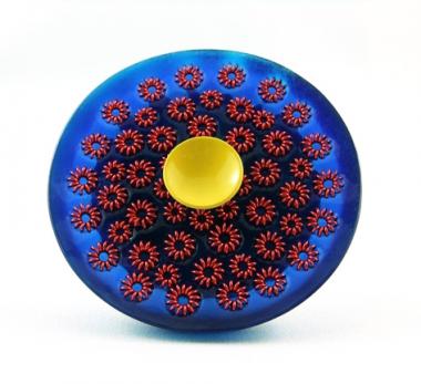 Pam Ritchie, Untitled, Brooch, cast resin, sterling Pam Ritchie