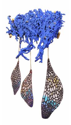 Wu Ching-Chih, Figure 2, 2013, brooch, copper, fine silver, bronze, enamel, stainless steel, plique-à-jour, 100 x 130 x 50 mm, photo: artist Wu Ching-Chih